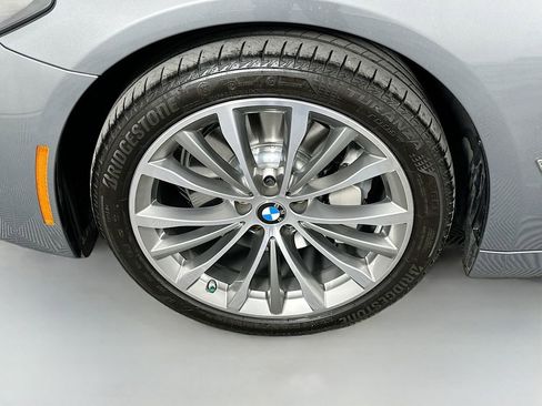 Certified 2023 BMW 530i w/ Premium Package image 32