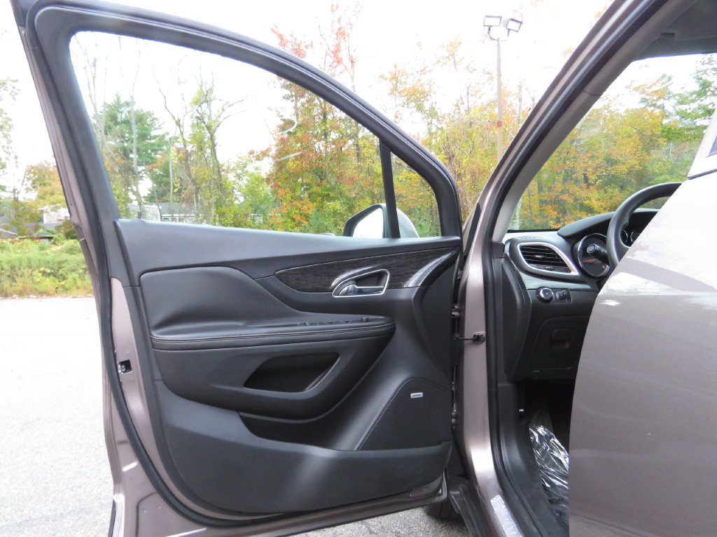 Used 2014 Buick Encore Premium AWD/4WD image 9