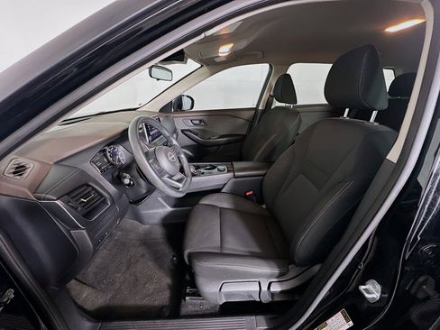 Used 2023 Nissan Rogue S image 13