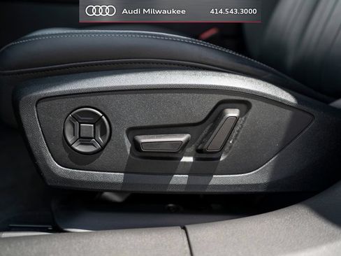 Used 2025 Audi A6 2.0T Premium w/ Convenience Plus Package AWD/4WD image 21
