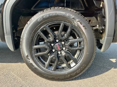Used 2024 GMC Sierra 1500 Elevation AWD/4WD image 12