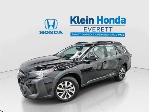 Used 2023 Subaru Outback image 1