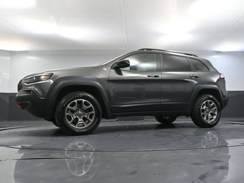 Used 2022 Jeep Cherokee Trailhawk AWD/4WD image 52