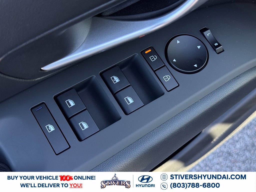 New 2026 Hyundai Tucson SE w/ Tow & Go Package FWD image 23