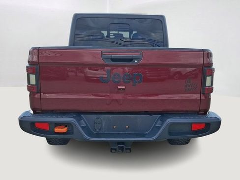 Used 2022 Jeep Gladiator Sport AWD/4WD image 5