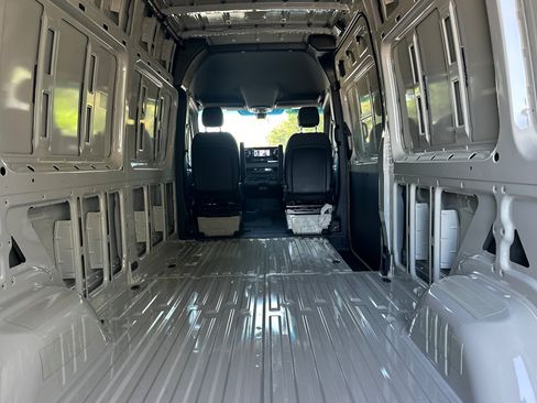 New 2026 Mercedes-Benz Sprinter 2500 image 15