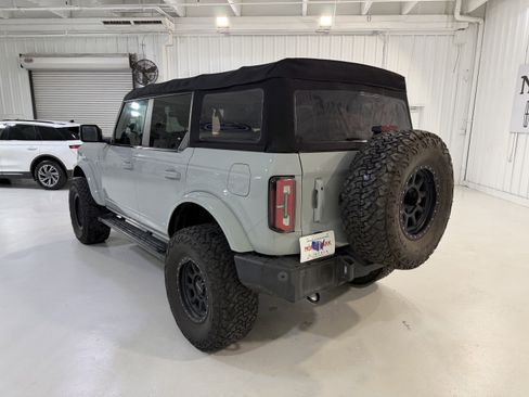Used 2022 Ford Bronco Outer Banks AWD/4WD image 3