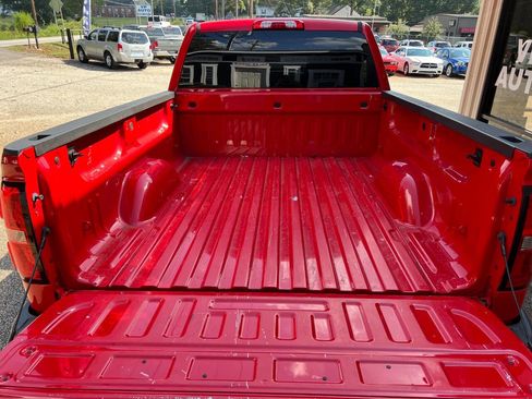 Used 2019 GMC Sierra 1500 SLE image 23