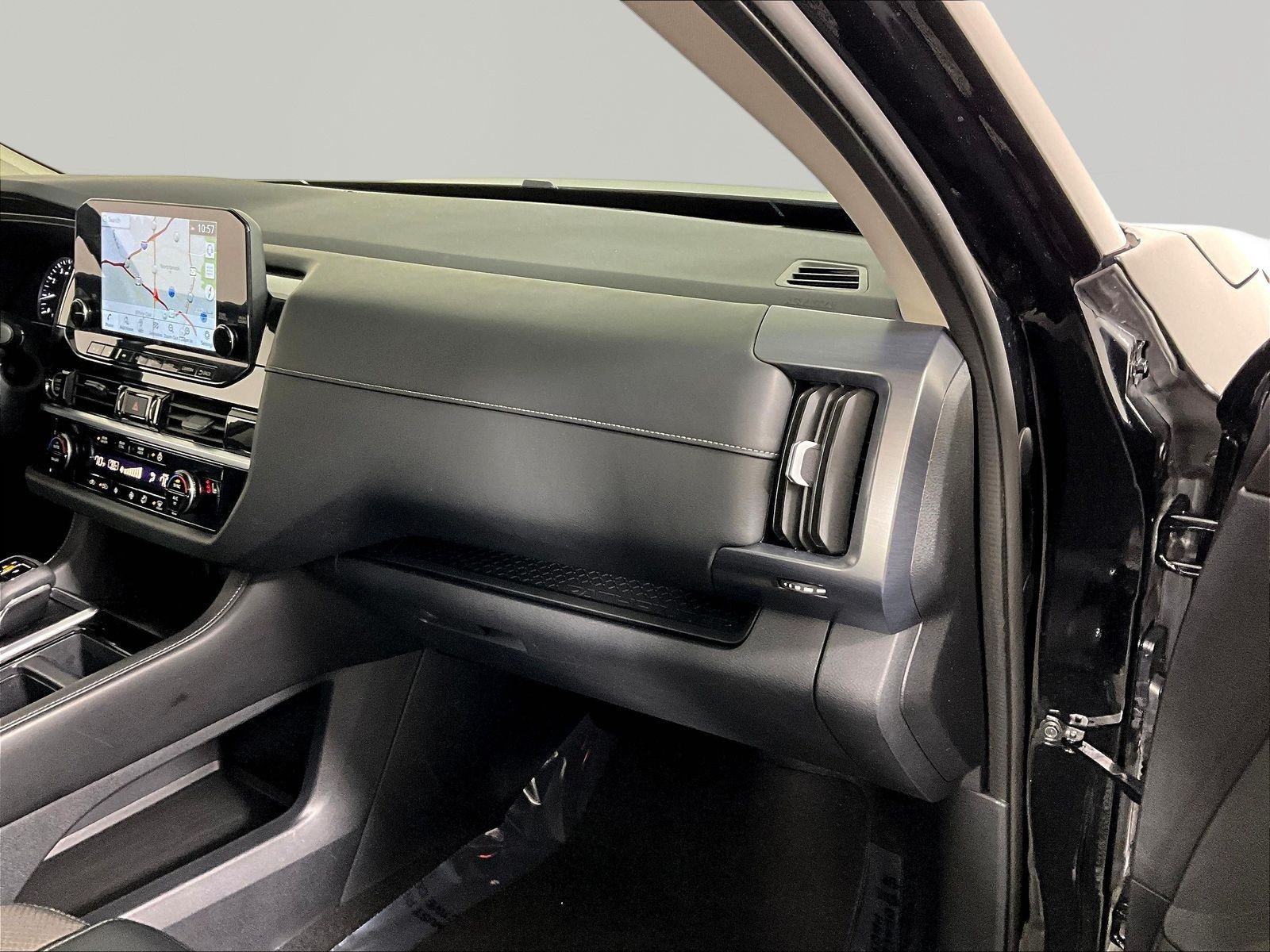 Used 2023 Nissan Pathfinder SL w/ SL Premium Package AWD/4WD image 26