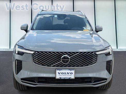 Certified 2026 Volvo XC90 B6 Plus AWD/4WD image 10