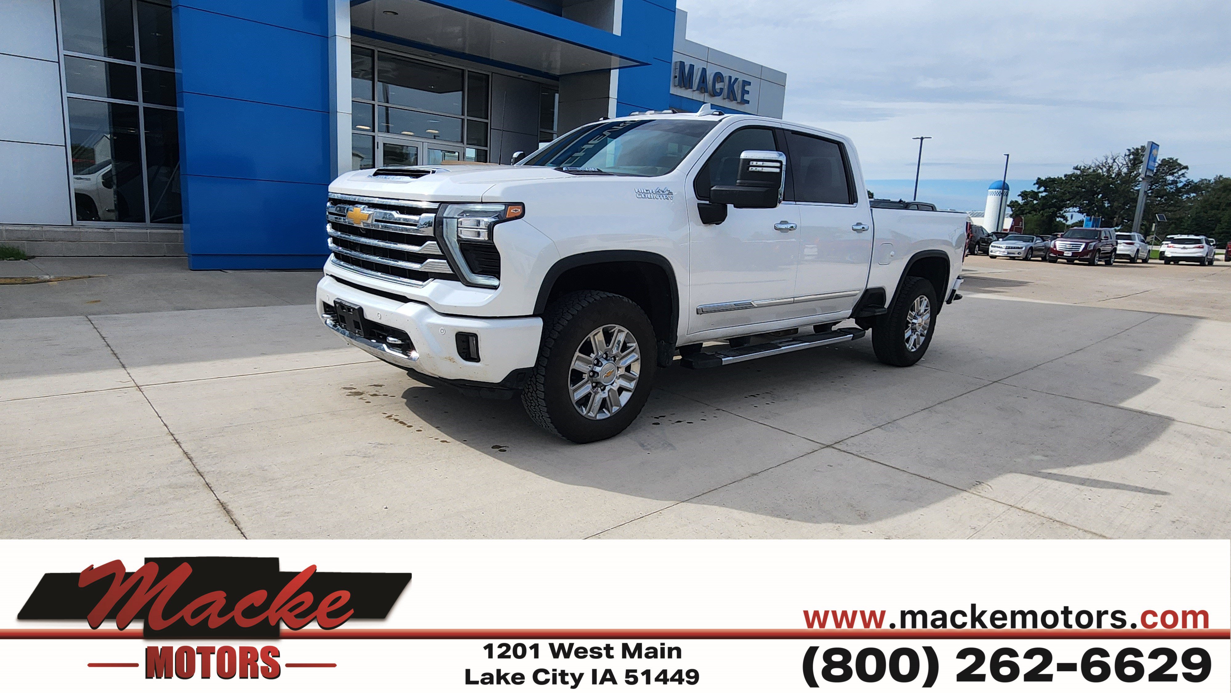 Used 2025 Chevrolet Silverado 3500 High Country w/ Technology Package AWD/4WD image 1