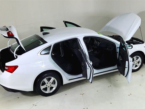 Used 2024 Chevrolet Malibu LS w/ Driver Confidence Package image 27