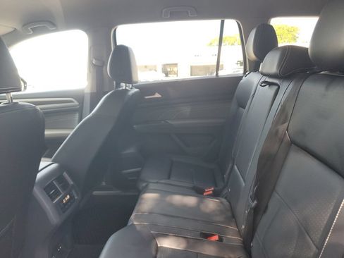 Certified 2023 Volkswagen Atlas SE FWD image 14