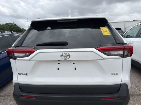 Used 2023 Toyota RAV4 XLE image 6
