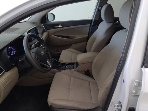 Used 2019 Hyundai Tucson Value FWD image 17