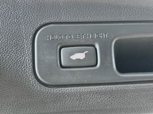 Used 2022 Acura MDX SH-AWD w/ Technology Package image 32