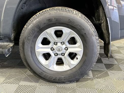 Certified 2024 Toyota 4Runner SR5 Premium image 28