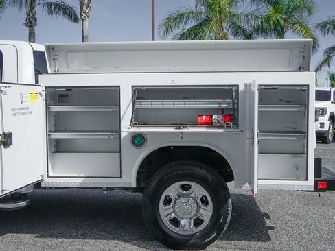 Used 2022 RAM 3500 Big Horn image 6