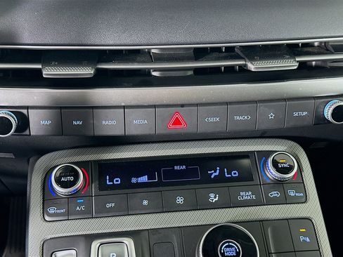 Used 2025 Hyundai Palisade SEL image 24