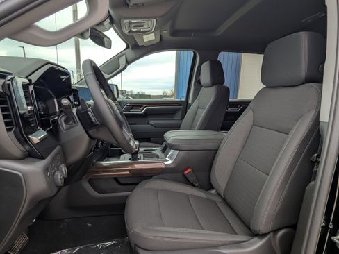 New 2026 Chevrolet Silverado 1500 RST w/ True North Edition Plus image 2