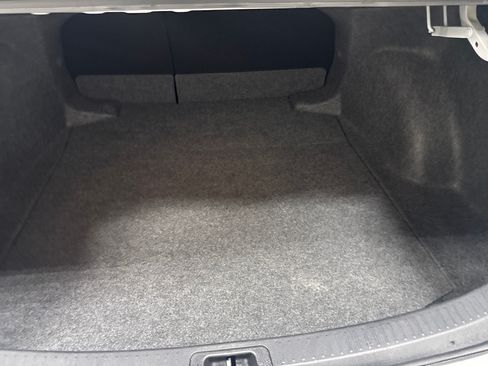 Used 2025 Toyota Corolla LE FWD image 33