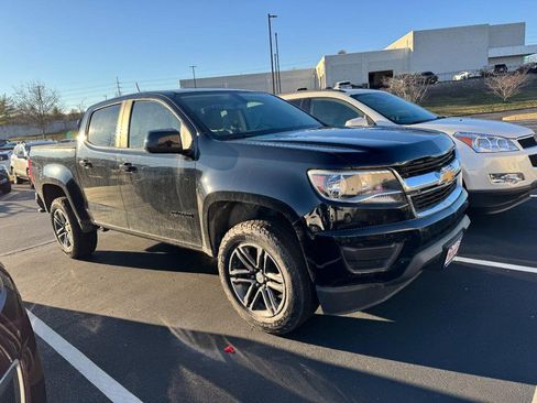Used 2019 Chevrolet Colorado W/T w/ WT Convenience Package image 3