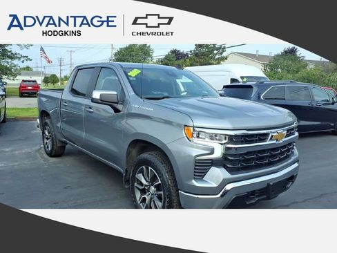 Used 2023 Chevrolet Silverado 1500 LT AWD/4WD image 1