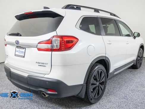 Used 2022 Subaru Ascent Limited w/ Technology Package AWD/4WD image 7
