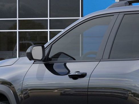 New 2026 Chevrolet Equinox LT image 12