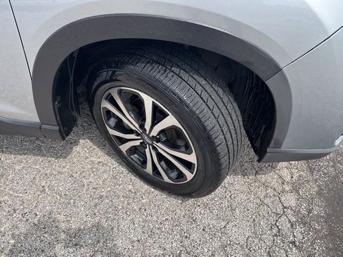 Used 2019 Subaru Forester Limited w/ Popular Package #3 image 9