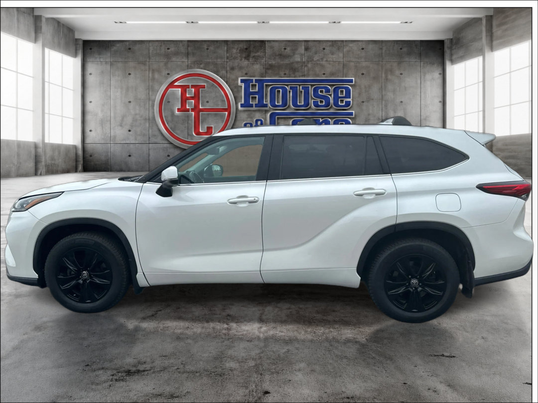 Used 2020 Toyota Highlander XLE AWD/4WD image 8