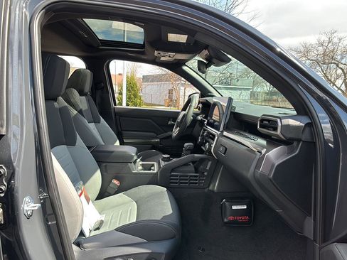New 2026 Toyota Tacoma TRD Off-Road AWD/4WD image 16