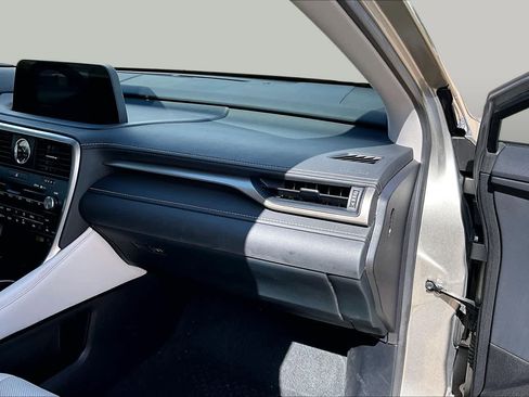Certified 2022 Lexus RX 350 FWD w/ Premium Package image 19