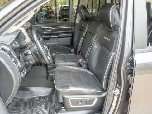 Used 2022 RAM 1500 Laramie AWD/4WD image 8