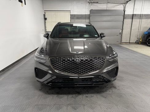 Used 2024 Genesis GV70 2.5T Sport Prestige w/ Sport Prestige Package image 3
