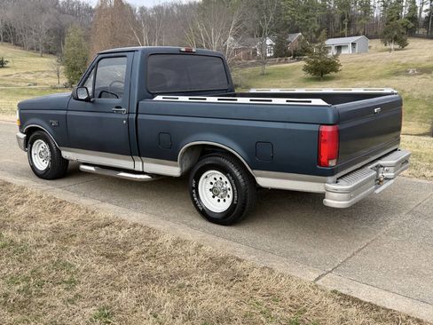 Used 1995 Ford F150 2WD Regular Cab image 3