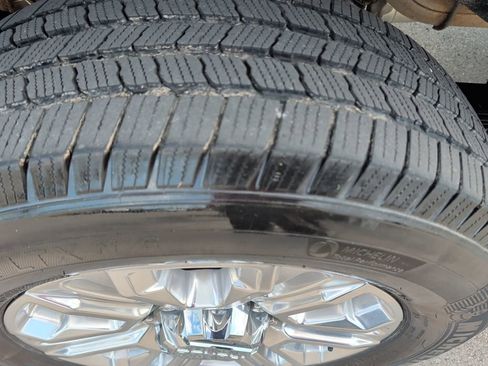 Used 2020 GMC Sierra 2500 Denali w/ Denali Ultimate Package image 10