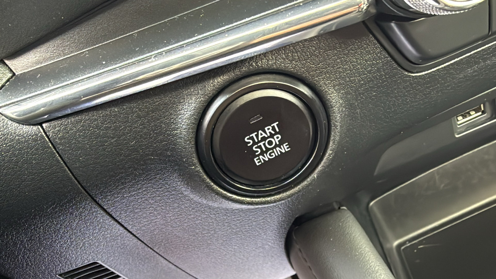 Used 2020 MAZDA MAZDA3 Sedan w/ Premium Package FWD image 12