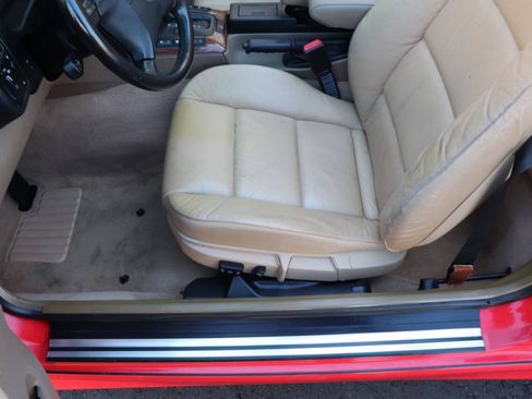 Used 1999 BMW 328i Convertible RWD image 32
