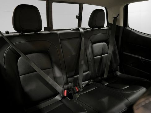 Used 2019 Chevrolet Colorado ZR2 image 19