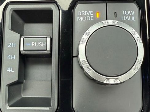 Used 2024 Toyota Tundra Platinum image 28