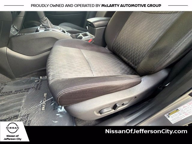 Used 2019 Nissan Rogue SV w/ Premium Package AWD/4WD image 22