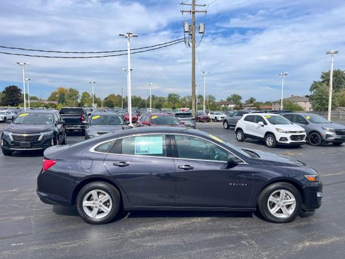 Used 2022 Chevrolet Malibu LS image 6