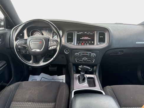 Used 2023 Dodge Charger SXT RWD image 13