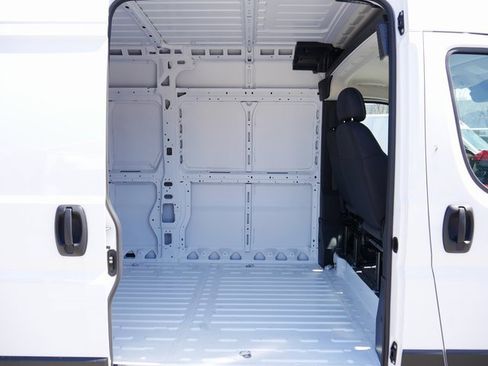 Used 2024 RAM ProMaster 3500 image 11
