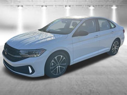 Used 2024 Volkswagen Jetta Sport FWD image 2