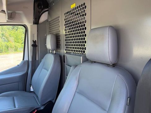 Used 2019 Ford Transit 250 148 Medium Roof RWD image 20