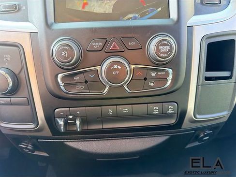 Used 2016 RAM 2500 SLT w/ Protection Group AWD/4WD image 17