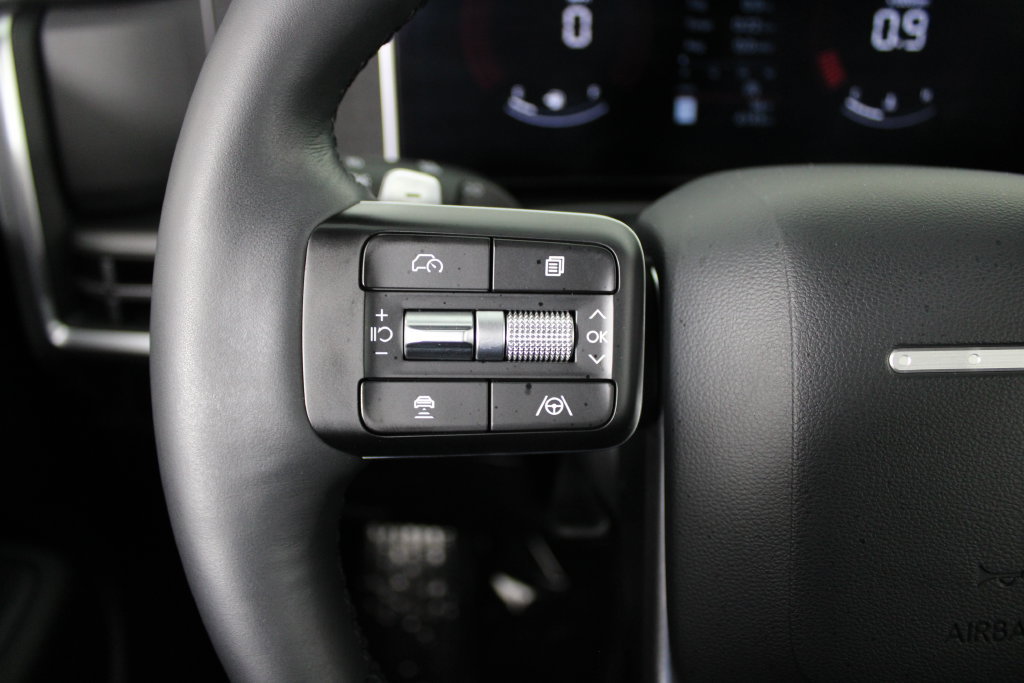 Certified 2026 Hyundai Santa Fe SE FWD image 25