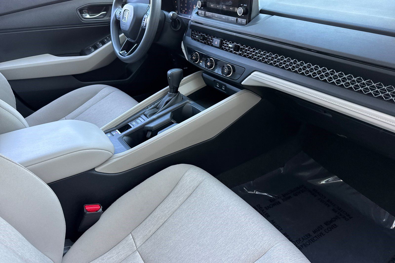Used 2024 Honda Accord LX image 31